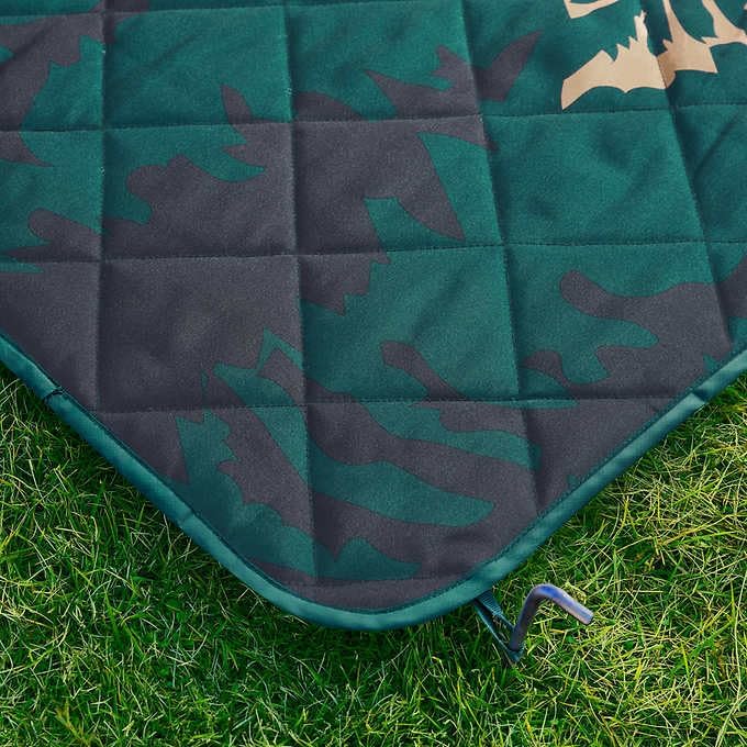 Weatherproof Vintage Outdoor Blanket - 60in x 72in, Portable & Foldable, Sandproof, Waterproof, Picnic & Camping Blanket with Carry Strap (Bear)