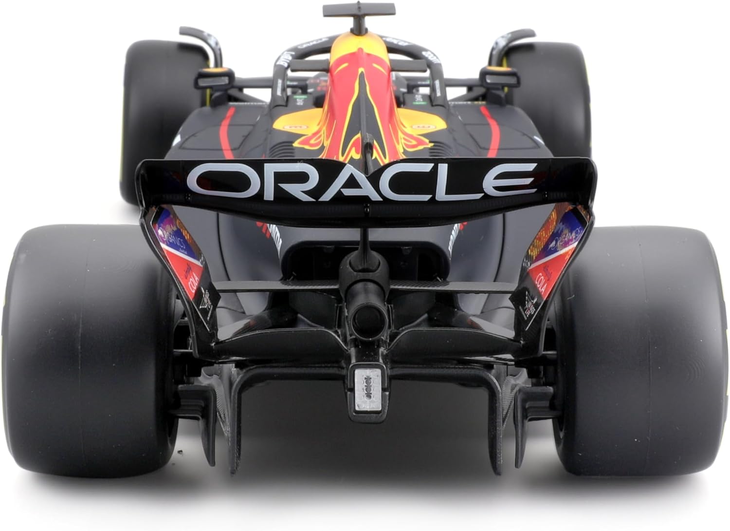 Bburago 1:18 Scale Formula Race Oracle Red Bull Racing RB19 (2023) Diecast Vehicle with Driver Helmet Verstappen #1